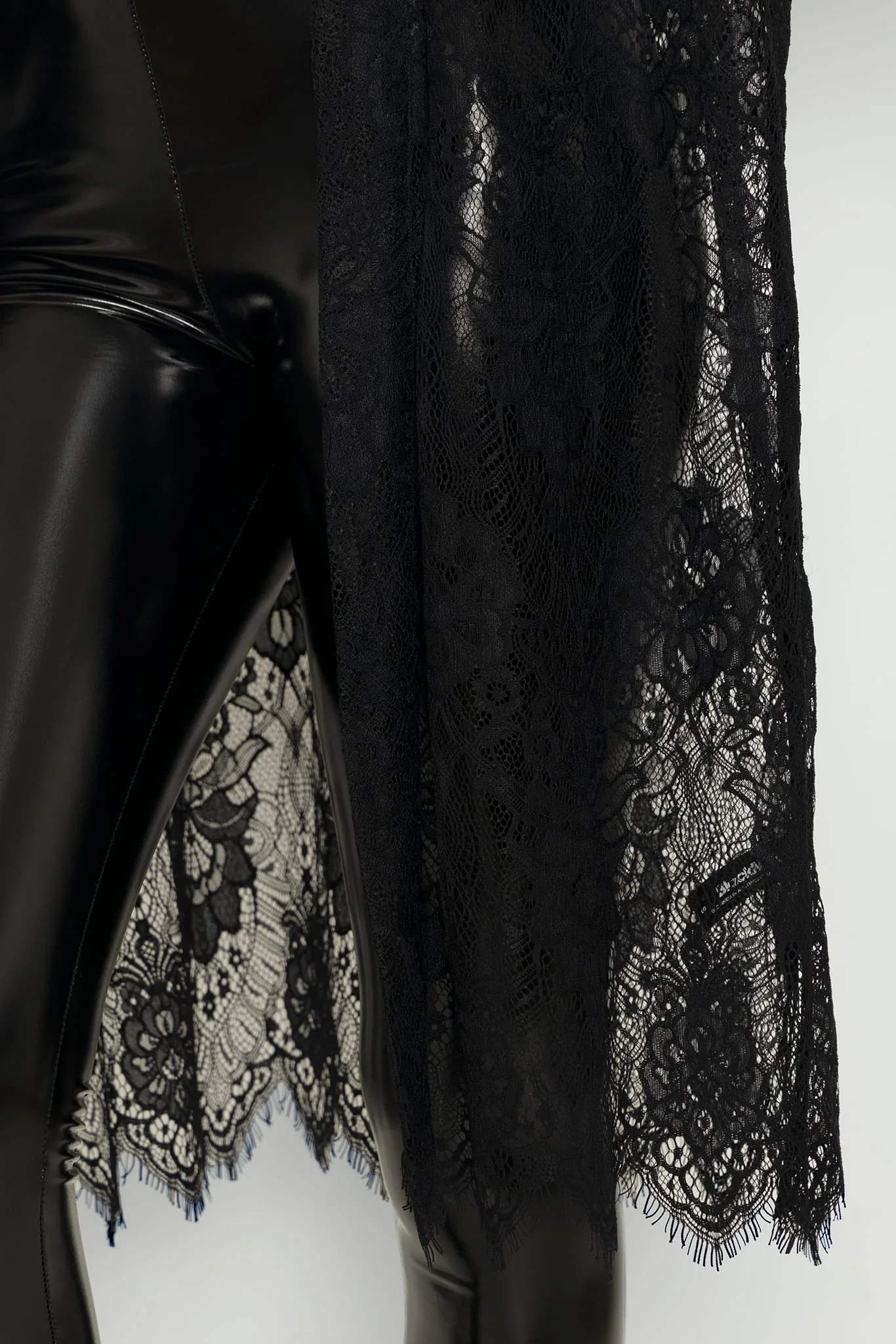 Late Night Lace Kimono - Image 5
